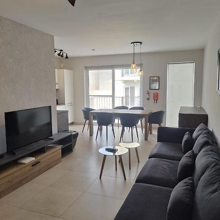 Gzira, 2 Bedroom Apartment Εξωτερικό φωτογραφία