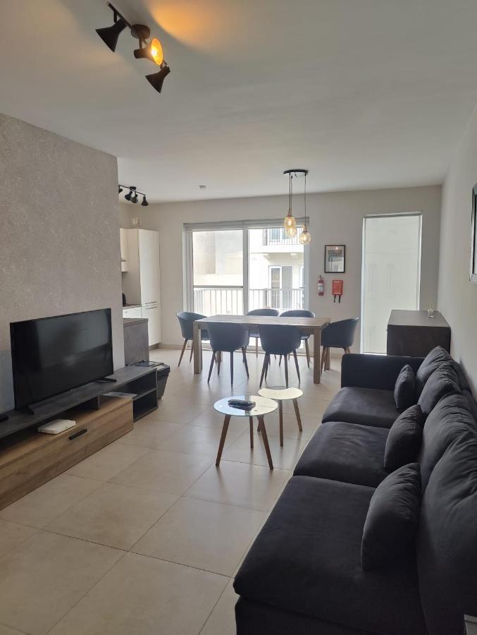Gzira, 2 Bedroom Apartment Εξωτερικό φωτογραφία